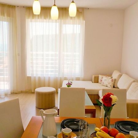 Apartment Marina Residence - Апартамент Марина Резидънс Kavarna Eksteriør bilde