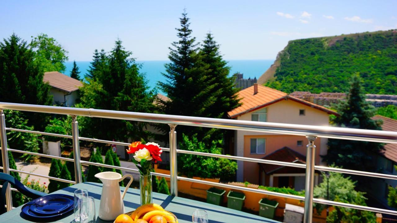 Apartment Marina Residence - Апартамент Марина Резидънс Kavarna Eksteriør bilde